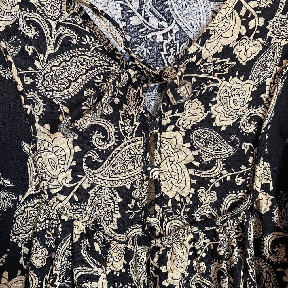 Muse Black/ Tan Sherry Paisley Baby Doll Bohemian Peasant Blouse Size Small - Picture 10 of 16